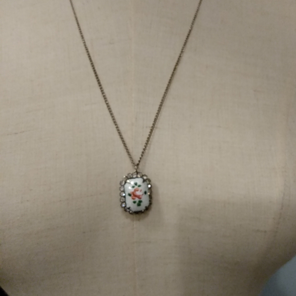 Vtg Guilloche Enamel Pink Rose Rhinestone Pendant Necklace Cottagecore Lolita - Picture 3 of 10